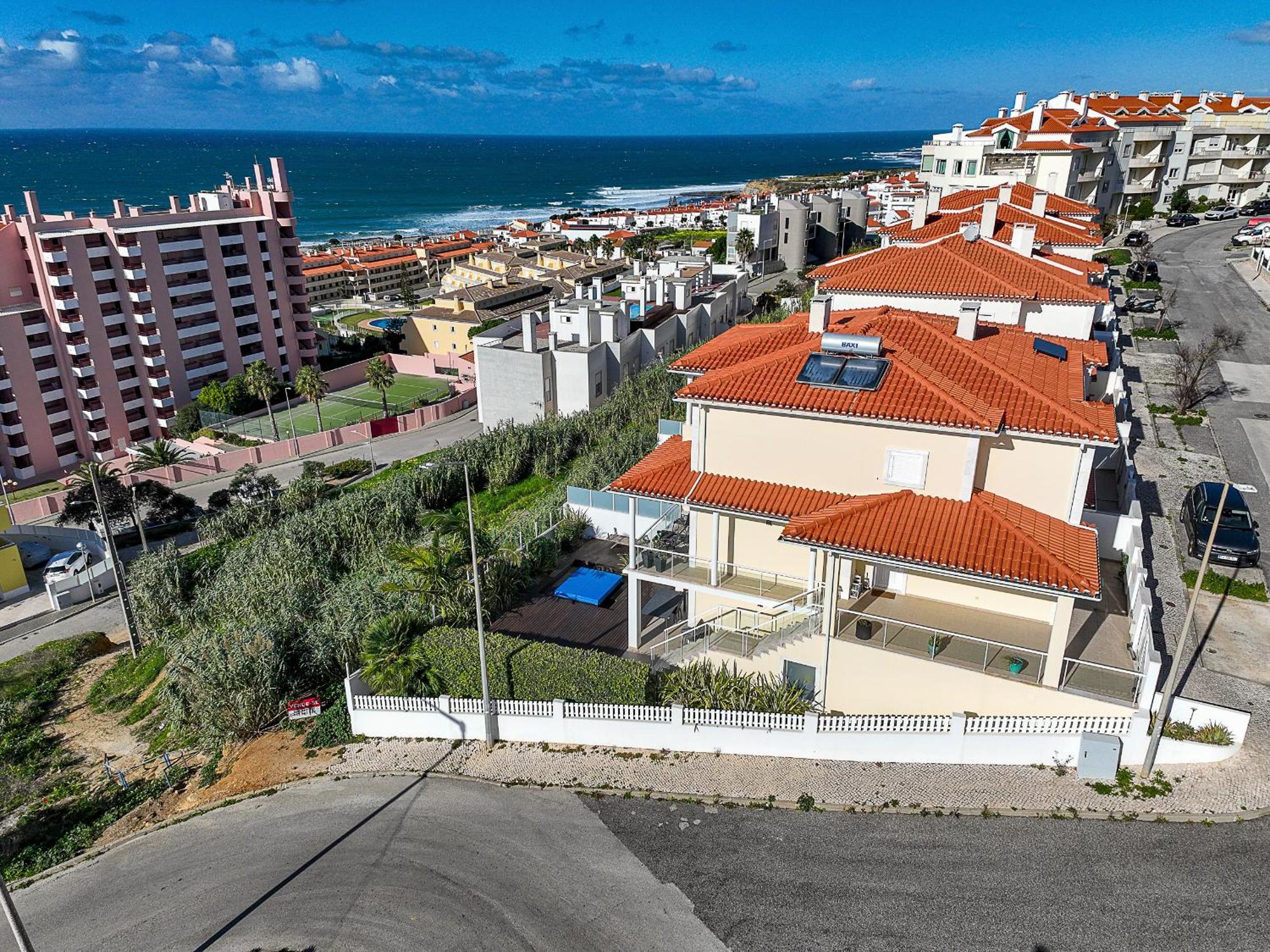 Vibing & Liming Ericeira Hotel Екстериор снимка